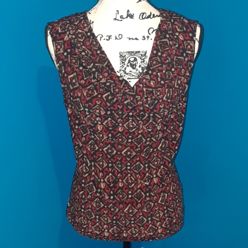 CHAPS XL Sleeveless "Classic Executive" Top